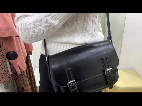 ❤️ Verejná masturbácia mladej sučky FeralBerry s robertkom v skúšobnej miestnosti ❤ Šukanie na nás sk.xsexshop.ru ❌️