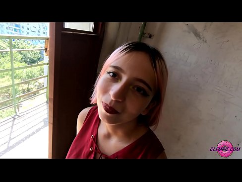 ❤️ Študentka zmyselne fajčí cudzinca vo vnútrozemí - strieka mu na tvár ❤ Šukanie na nás sk.xsexshop.ru ❌️